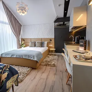 4* Aparthotel My Story